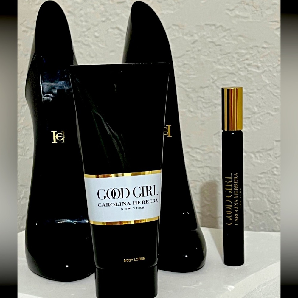 Carolina Herrera Good Girl perfumes & lotion